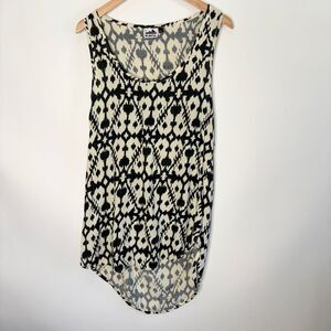 Kavu Tank Top Sleeveless High Low Open Back Black Ivory Geometric Women Size L
